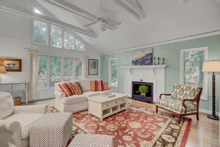 House 4 bedrooms, with jacuzzi