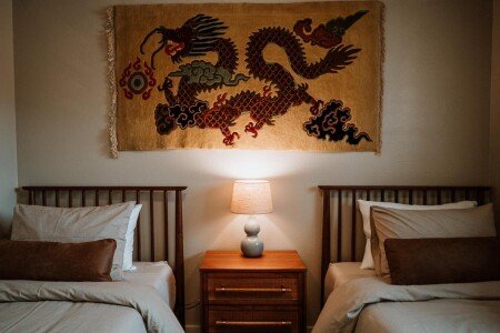 House 4 bedrooms, with jacuzzi