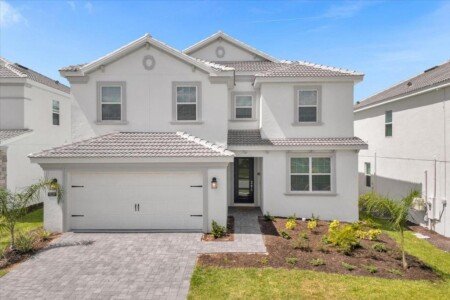 House 7 bedrooms, with pool