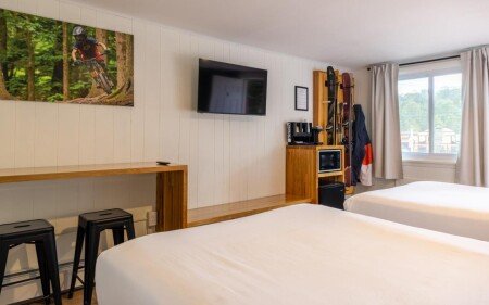 Hotel with air conditioning