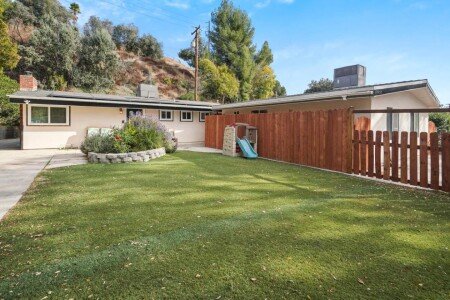 House 3 bedrooms, with garden