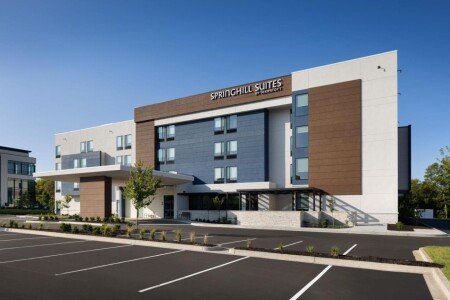 Hotel with pool