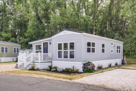 House 3 bedrooms, with pool