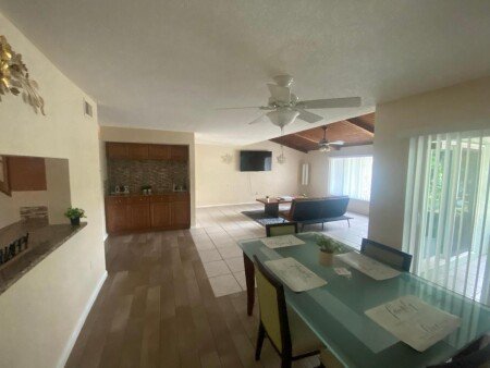 Apartamento 3 habitaciones, con jardín