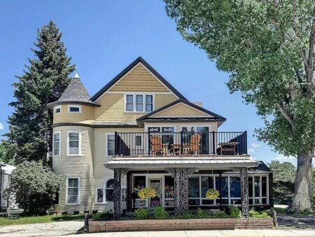 Hostel 4 guests, with air conditioning