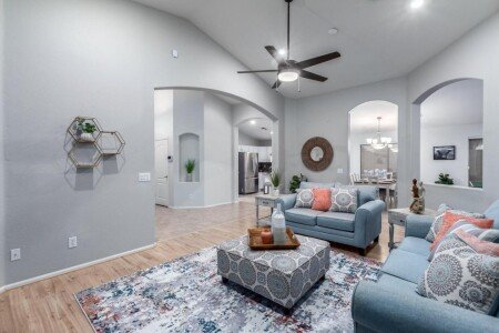 House 4 bedrooms, with jacuzzi