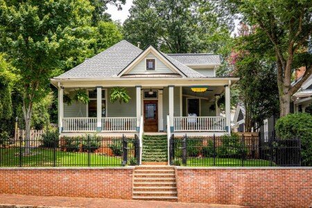 House 4 bedrooms, with jacuzzi