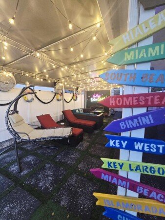 Camping / Mobile Home 2 bedrooms, with pool