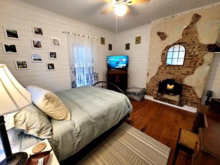 House 2 bedrooms, with garden