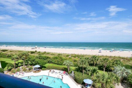 House 2 bedrooms, with pool