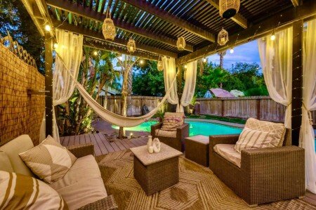 House 3 bedrooms, with pool