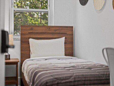 Bed and breakfast 1 bedroom, with garden