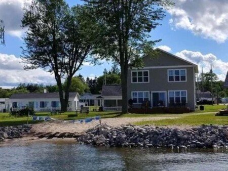 House 2 bedrooms, with air conditioning