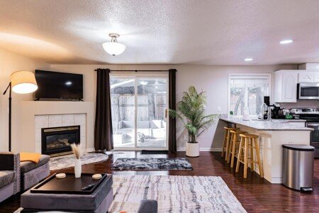 House 4 bedrooms, with jacuzzi