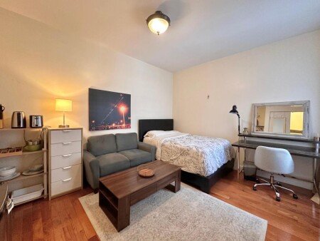 Bed and breakfast 1 bedroom, with air conditioning