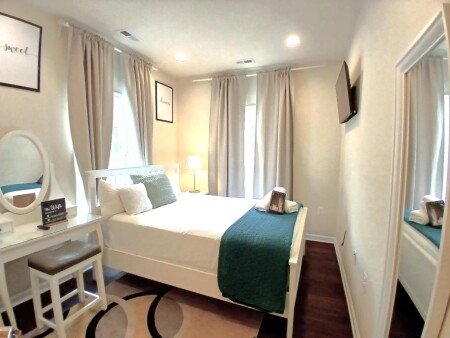 Bed and breakfast 1 bedroom, with parking