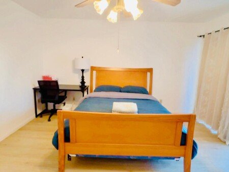 Bed and breakfast 1 bedroom, with parking