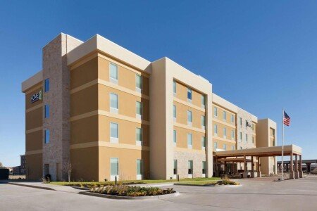 Hotel with pool