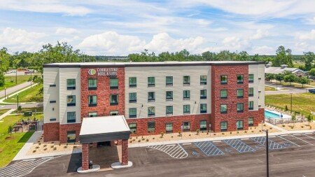 Hotel with pool