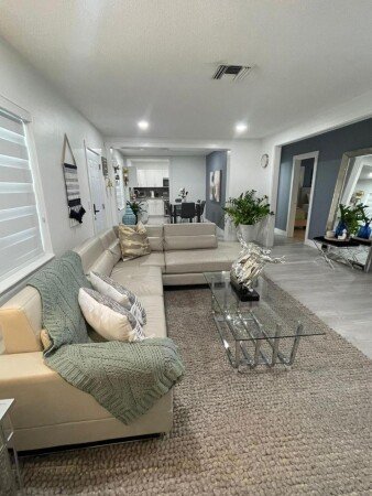 Apartment 4 bedrooms, with garden