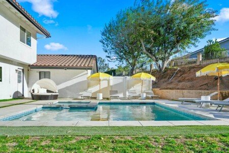 House 5 bedrooms, with jacuzzi