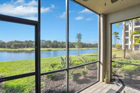 House 2 bedrooms, with pool