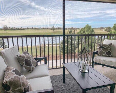 House 2 bedrooms, with pool