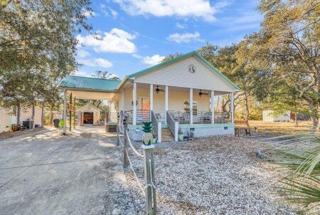 House 3 bedrooms, with air conditioning