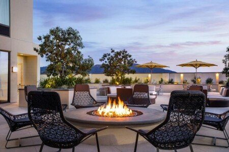 Hotel with jacuzzi