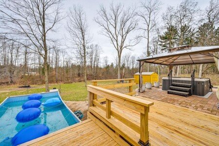 House 4 bedrooms, with jacuzzi