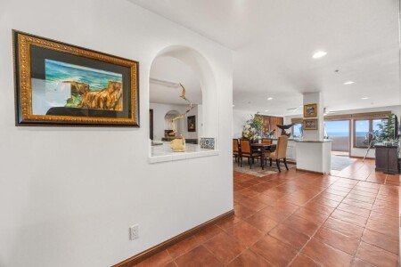 House 6 guests, with jacuzzi