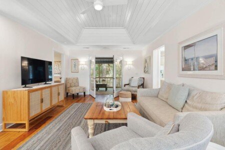 House 3 bedrooms, with pool