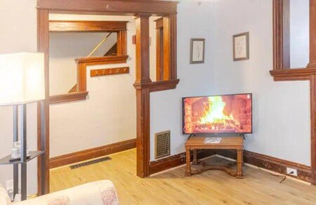 House 6 guests, with garden