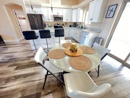 House 3 bedrooms, with jacuzzi