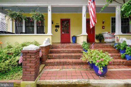 House 3 bedrooms, with garden