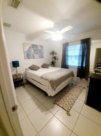 Bed and breakfast 1 bedroom, with air conditioning