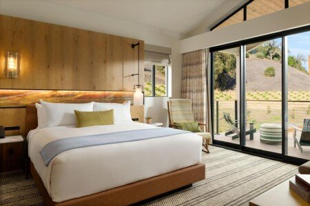 Hotel with jacuzzi