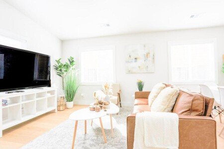 House 15 guests, with garden