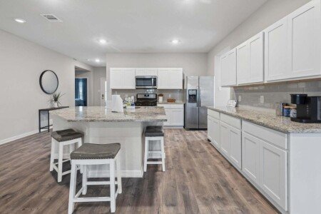 House 4 bedrooms, with garden