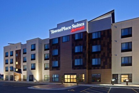 Hotel with jacuzzi