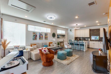 House 4 bedrooms, with jacuzzi