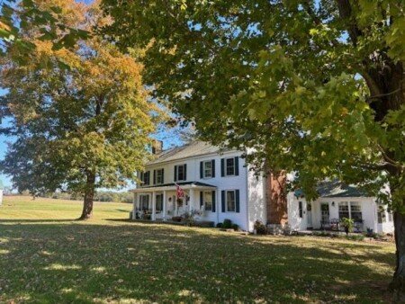 House 3 bedrooms, with garden