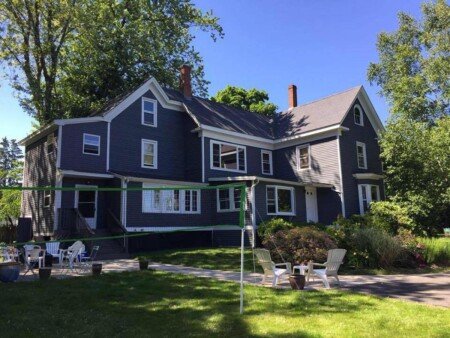 House 2 bedrooms, with garden