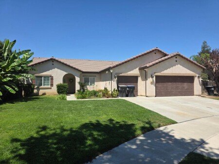 House 3 bedrooms, with air conditioning