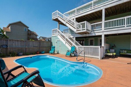 House 4 bedrooms, with jacuzzi
