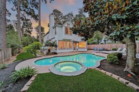 House 4 bedrooms, with jacuzzi