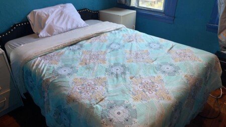 Bed and breakfast 1 bedroom, with parking