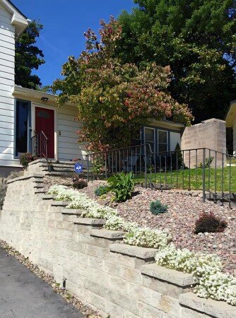 House 3 bedrooms, with garden