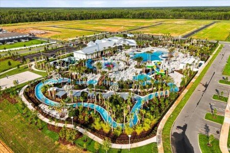 House 10 bedrooms, with pool