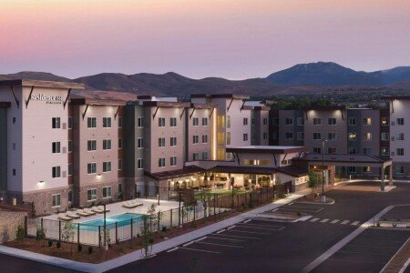 Hotel with jacuzzi